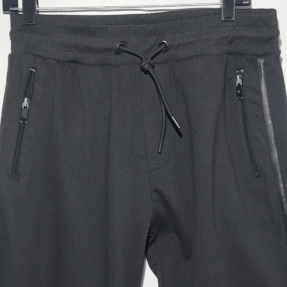 Zara man solid